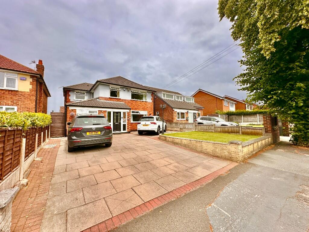 Main image of property: Carrington Lane, Sale, Greater Manchester, M33