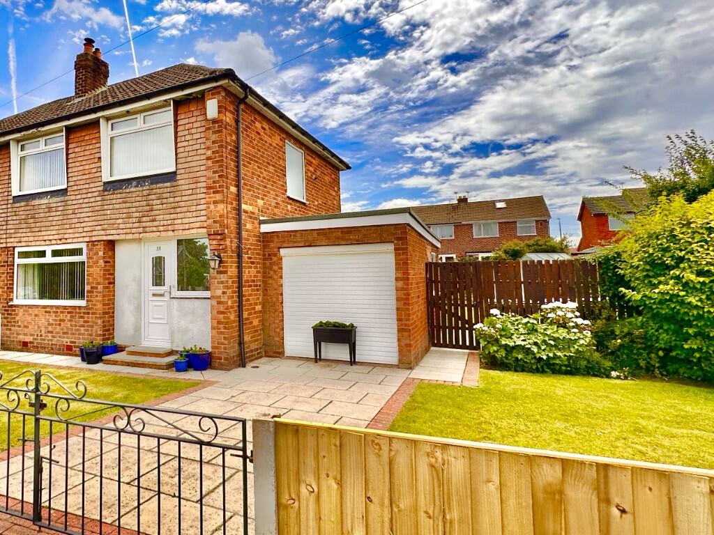 Main image of property: Lock Lane, M31, Partington