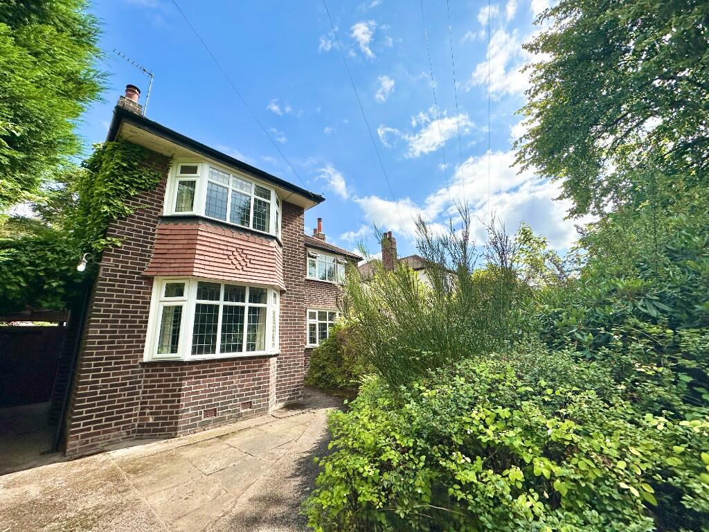 Main image of property: Framingham Road, Sale, Greater Manchester, M33