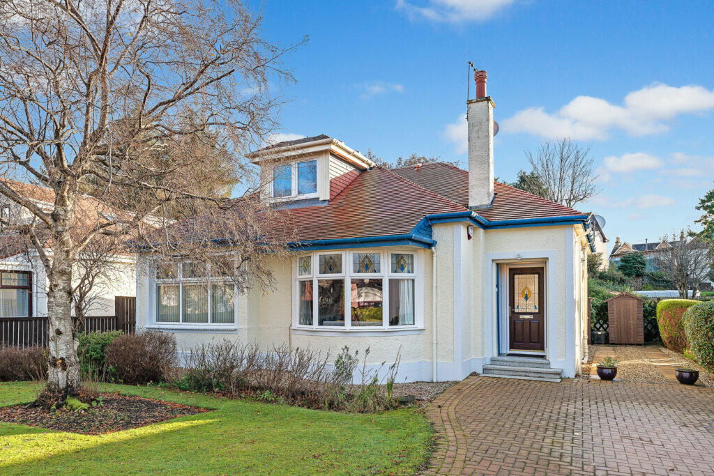 4 bedroom detached bungalow for sale in 4 Noddleburn Road