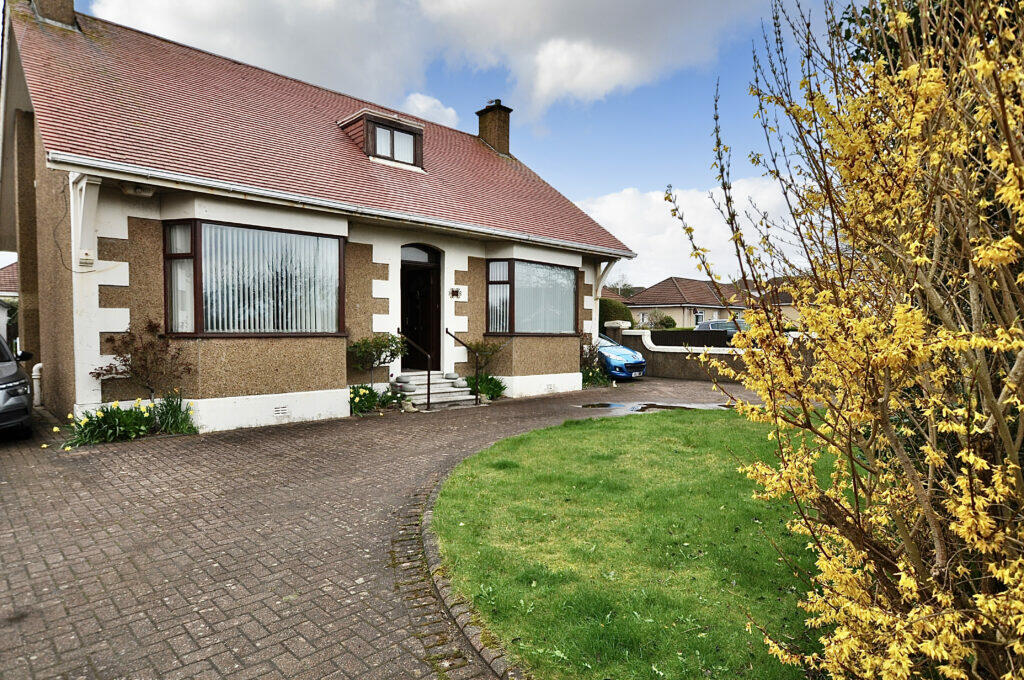 4 bedroom detached villa for sale in 83 High Road, Saltcoats, KA21 5SB