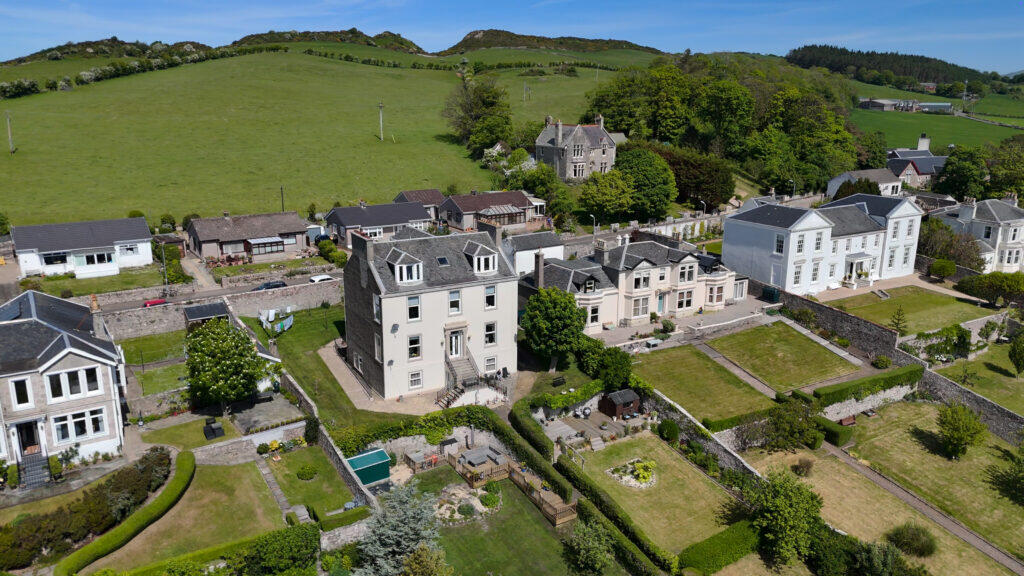Main image of property: ‘Seaview’ 18D Bute Terrace, Millport, KA28 0BA