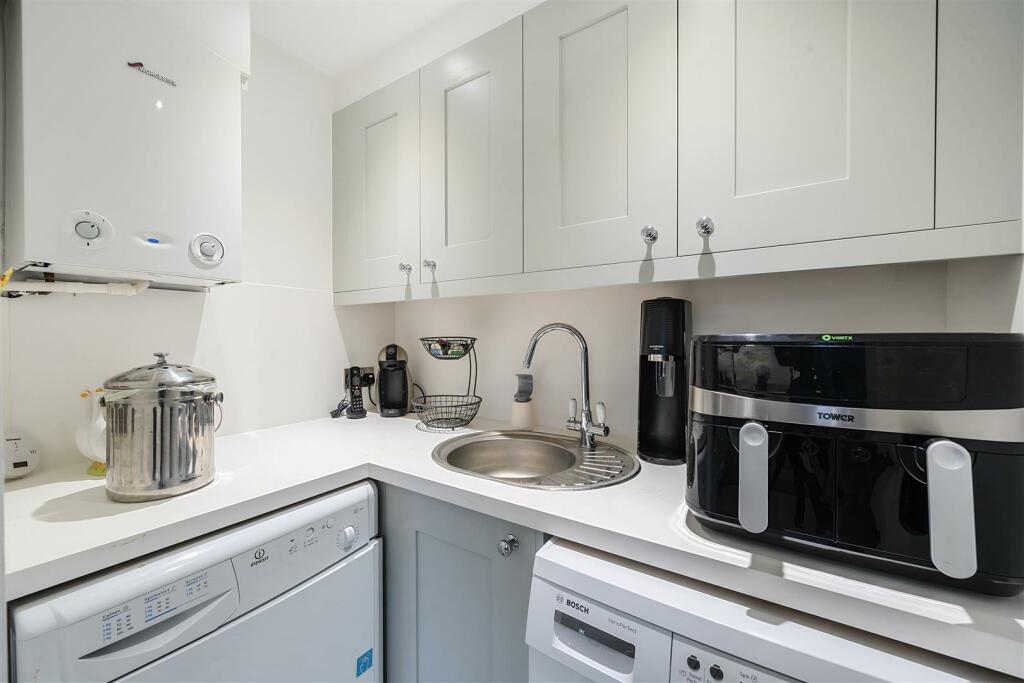 Additional property image - High Road, Chipstead, Coulsdon
