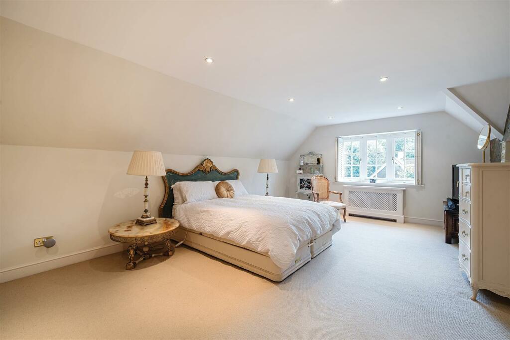 Additional property image - High Road, Chipstead, Coulsdon