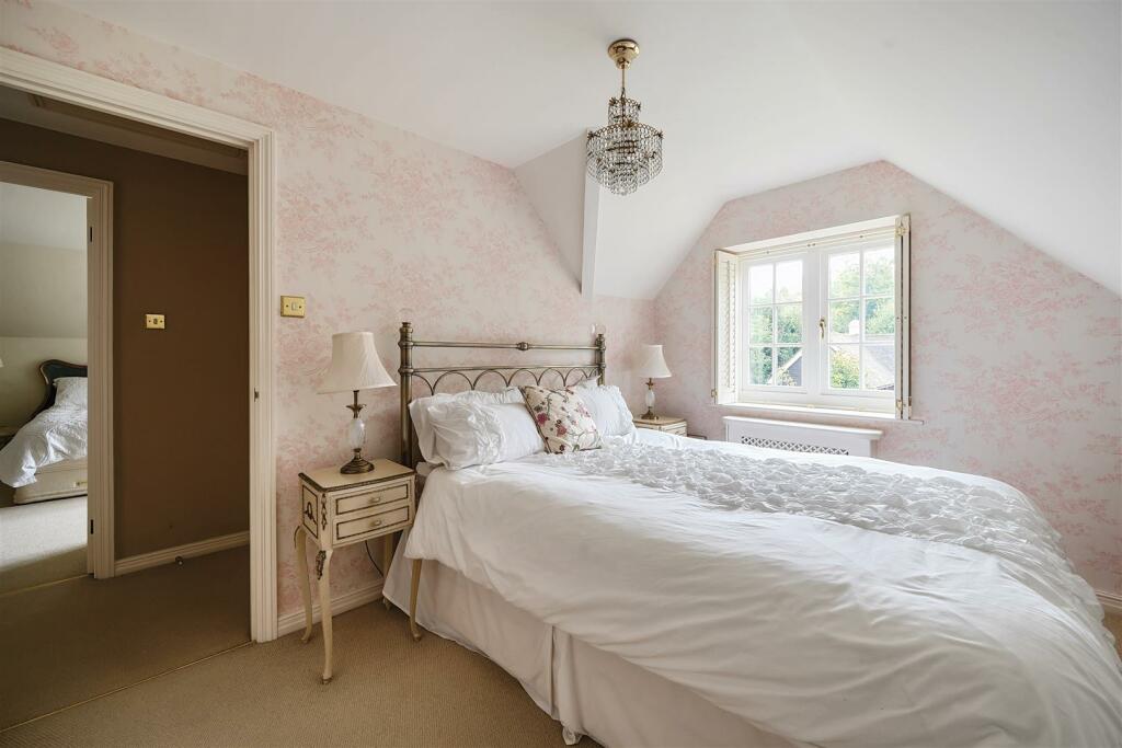 Additional property image - High Road, Chipstead, Coulsdon
