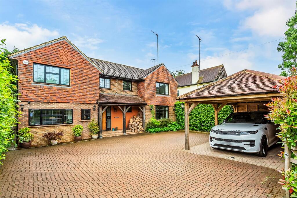 Main image of property: Outwood Lane, Chipstead, Surrey