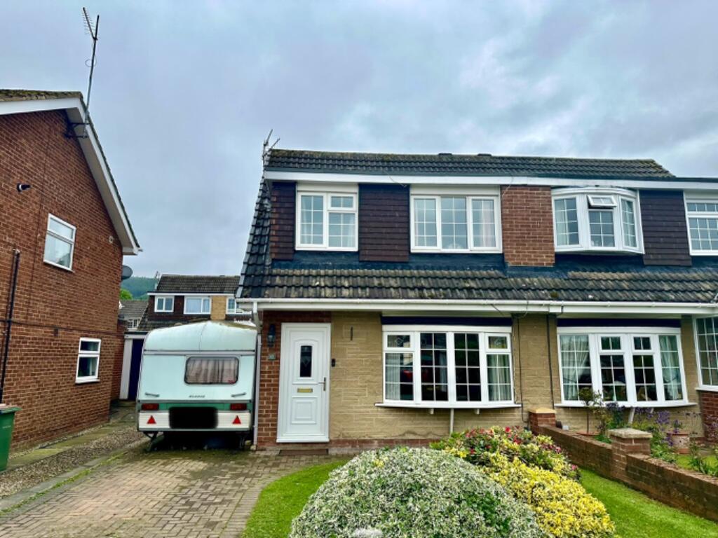 3 bedroom semidetached house for sale in Crowhurst Close, Guisborough