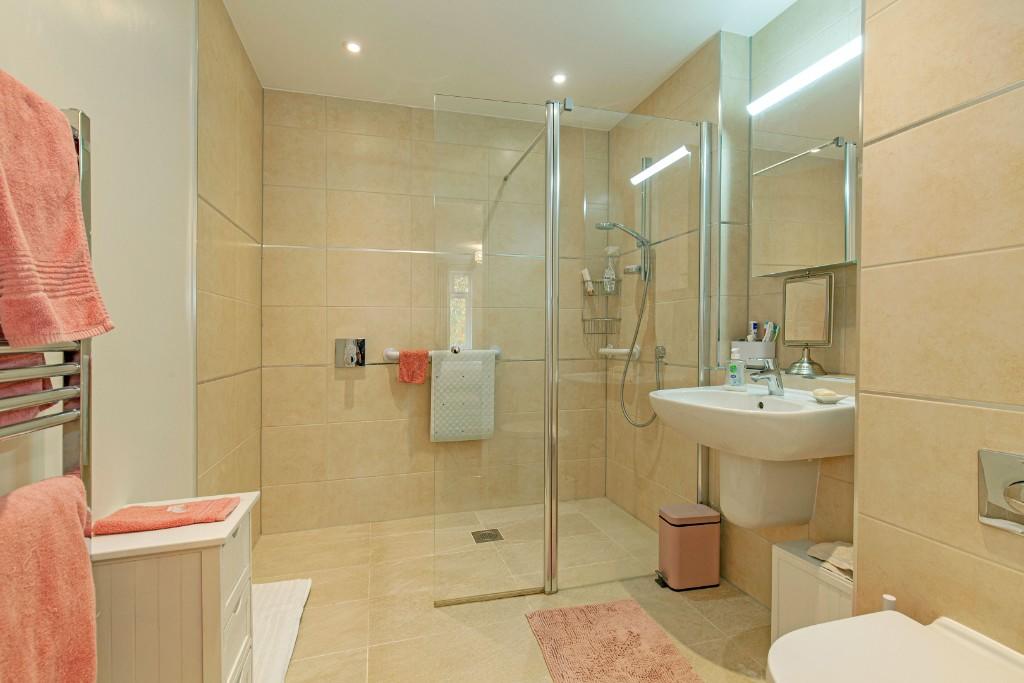 2 bedroom retirement property for sale in 12 Devonshire Court, St