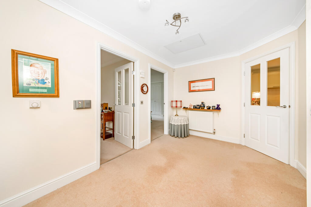 1 bedroom retirement property for sale in Audley Clevedon, Ben Rhydding