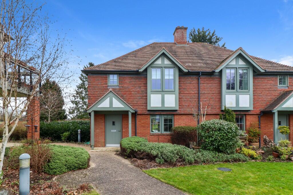 3 bedroom retirement property for sale in Chalfont Dene, Chalfont St