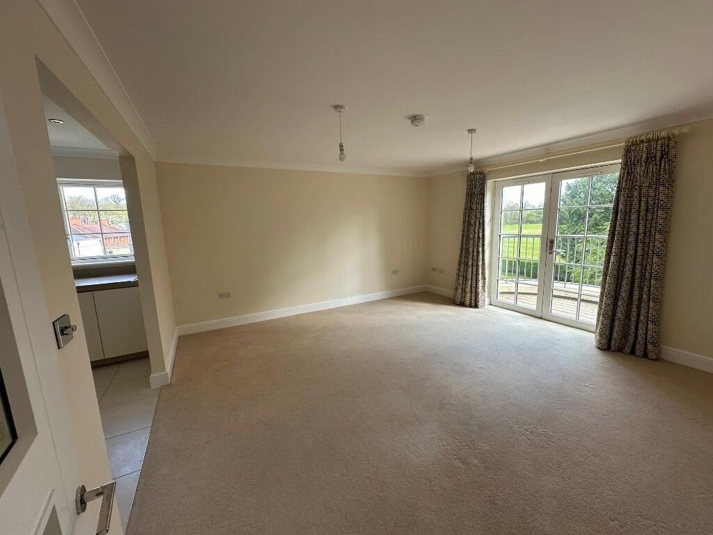 Additional property image - Redwood Drive, Bristol, BS8