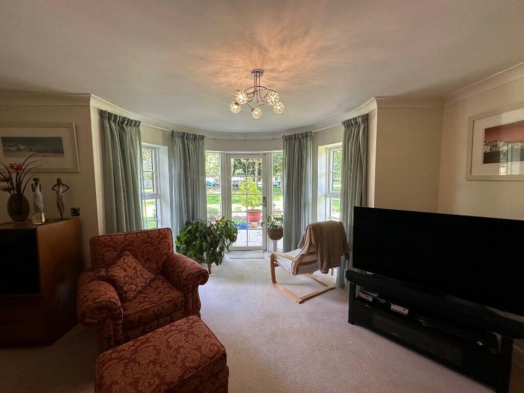 Additional property image - Redwood Drive, BS8