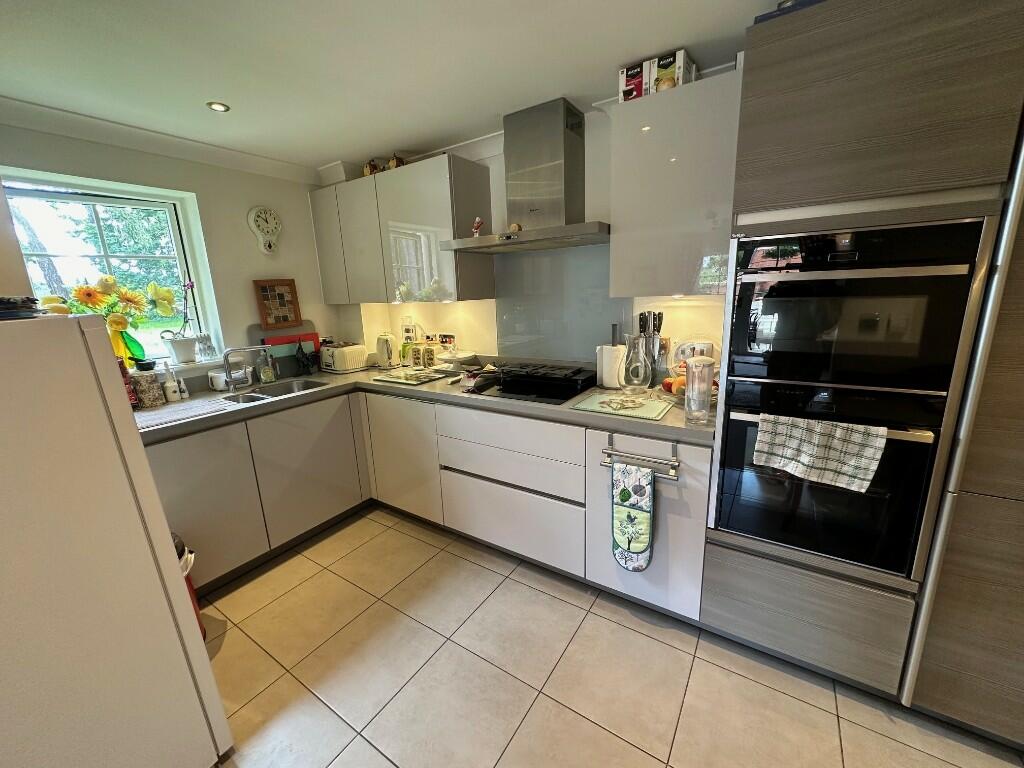 Additional property image - Redwood Drive, BS8