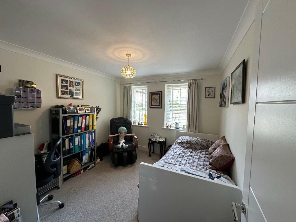 Additional property image - Redwood Drive, BS8
