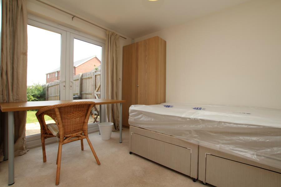 Additional property image - Hatton Road - Stoke Gifford