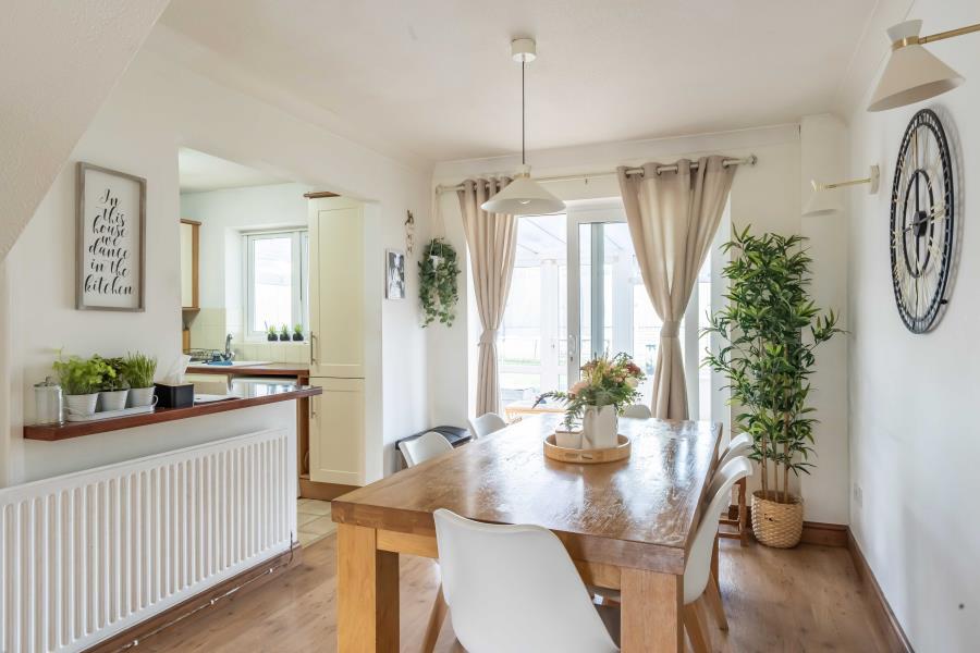 Additional property image - Oaktree Crescent - Bradley Stoke