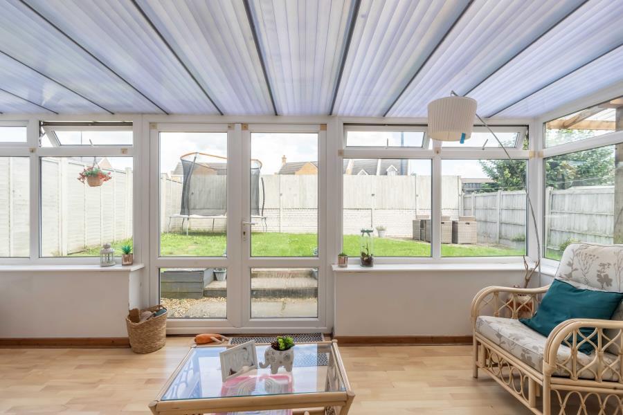 Additional property image - Oaktree Crescent - Bradley Stoke