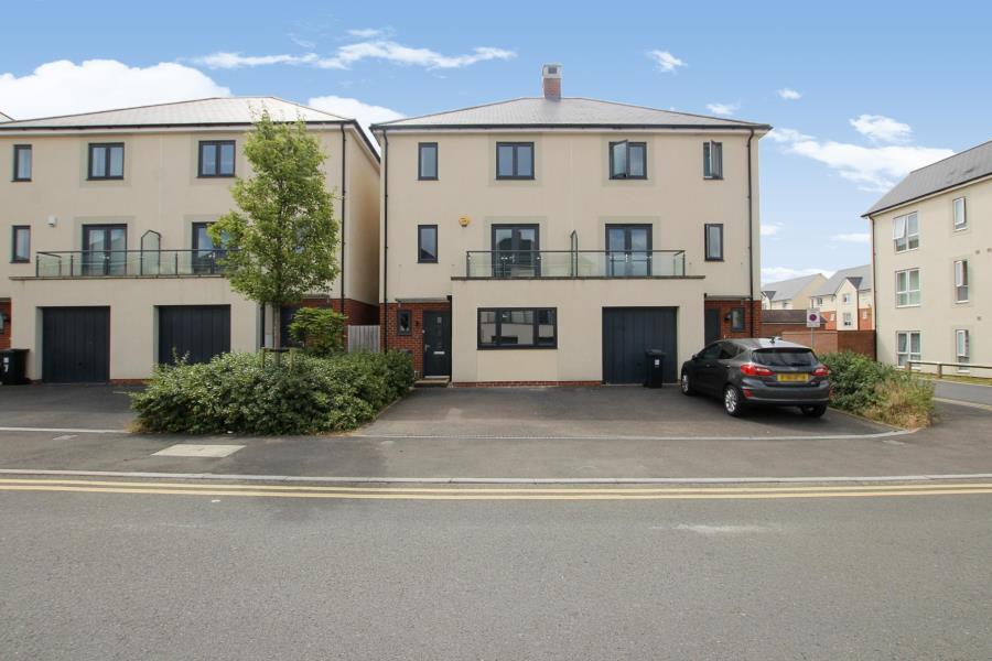 Main image of property: Slade Baker Way - Scholars Chase