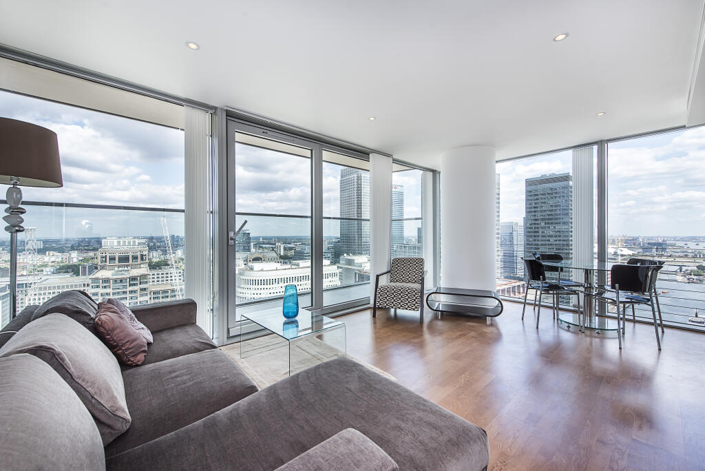 Main image of property: The Landmark, Canary Wharf, E14