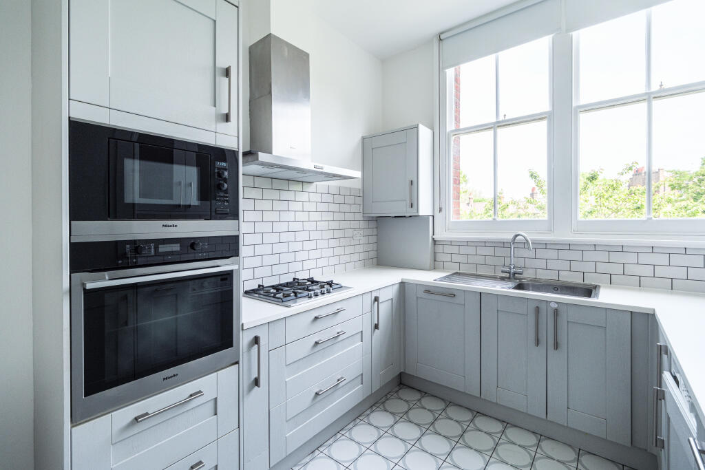 Main image of property: Roan Court, Greenwich, SE10
