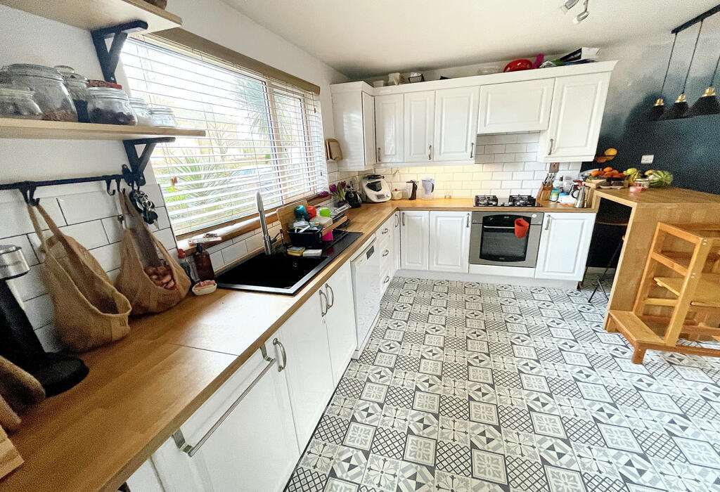 Additional property image - Forsyth Gardens, Bournemouth, Dorset