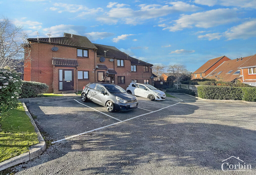 2 bedroom apartment for sale in Handley Lodge, Poole, Dorset, BH12