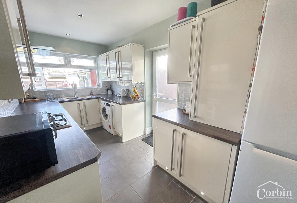 Additional property image - King George Avenue, Bournemouth, Dorset