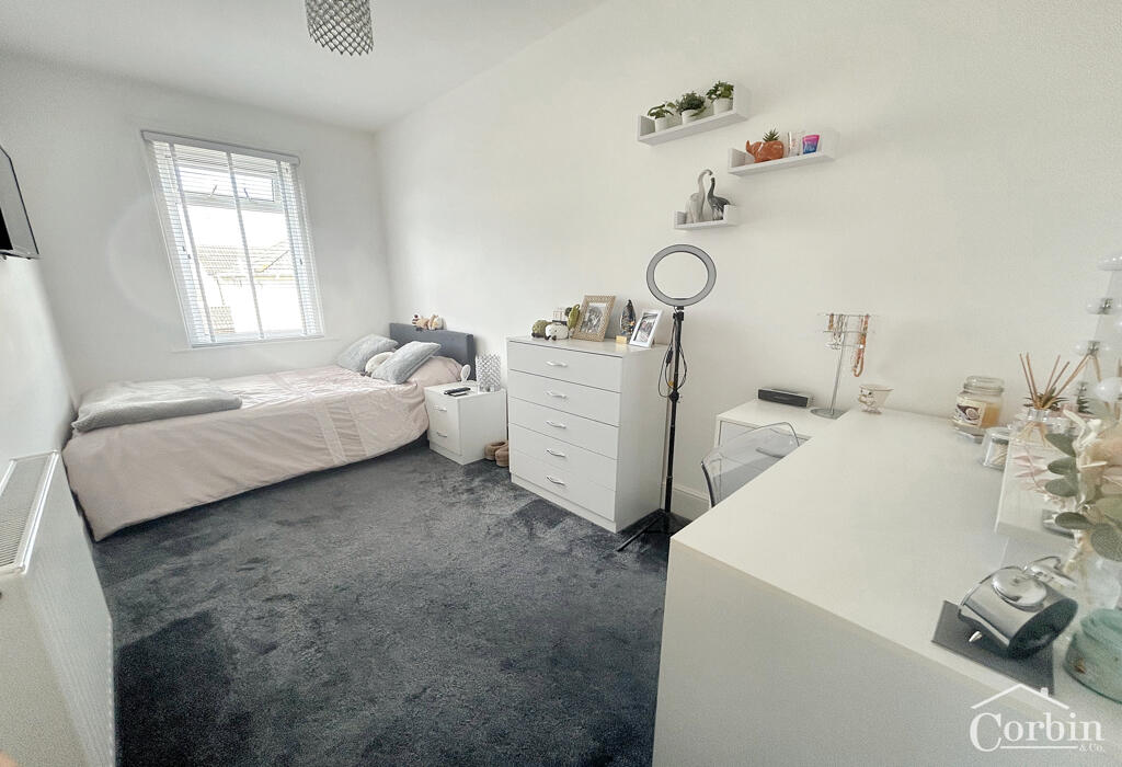 Additional property image - King George Avenue, Bournemouth, Dorset
