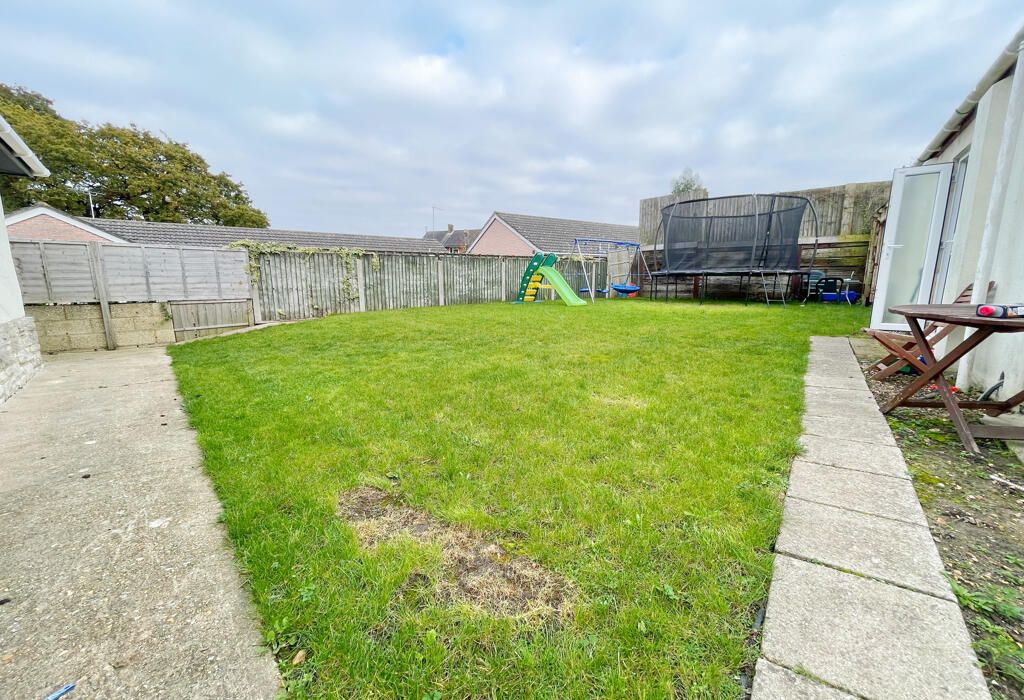 Additional property image - April Close, Bournemouth, Dorset