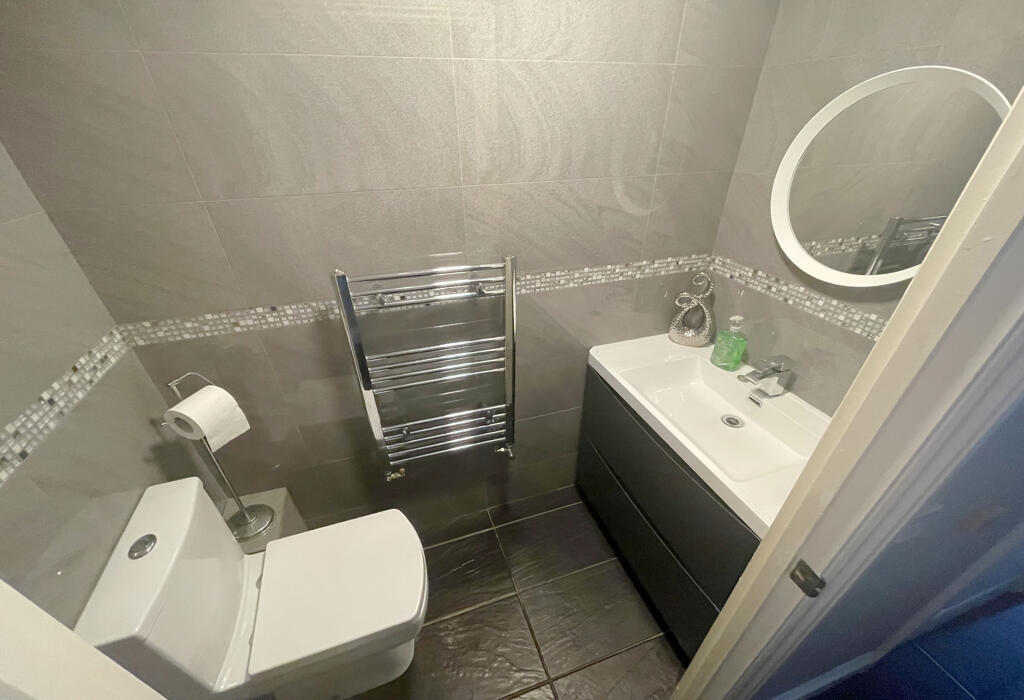 Additional property image - St. Georges Drive, Bournemouth, Dorset