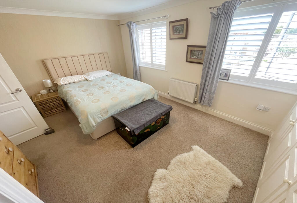 Additional property image - St. Georges Drive, Bournemouth, Dorset