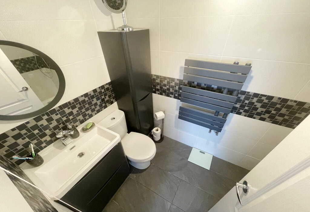 Additional property image - St. Georges Drive, Bournemouth, Dorset