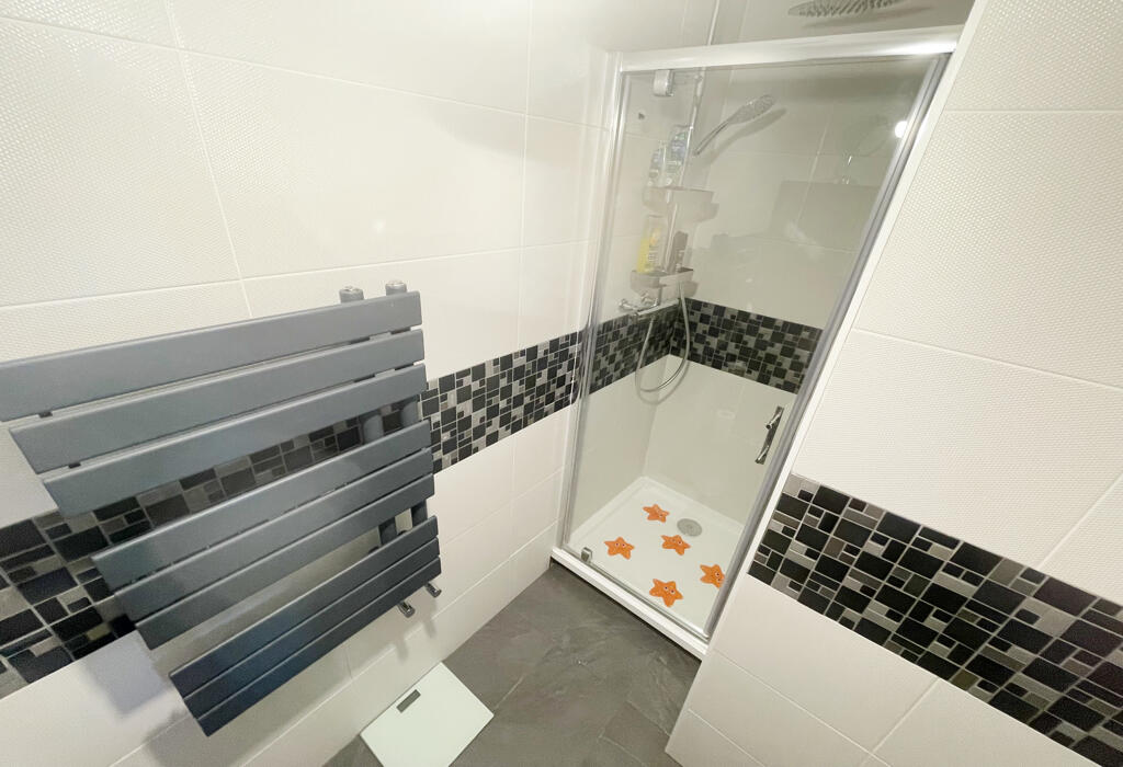 Additional property image - St. Georges Drive, Bournemouth, Dorset