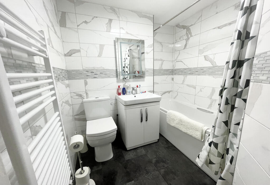 Additional property image - St. Georges Drive, Bournemouth, Dorset