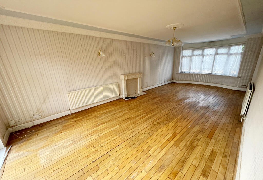 Additional property image - Wheelers Lane, Bournemouth, Dorset