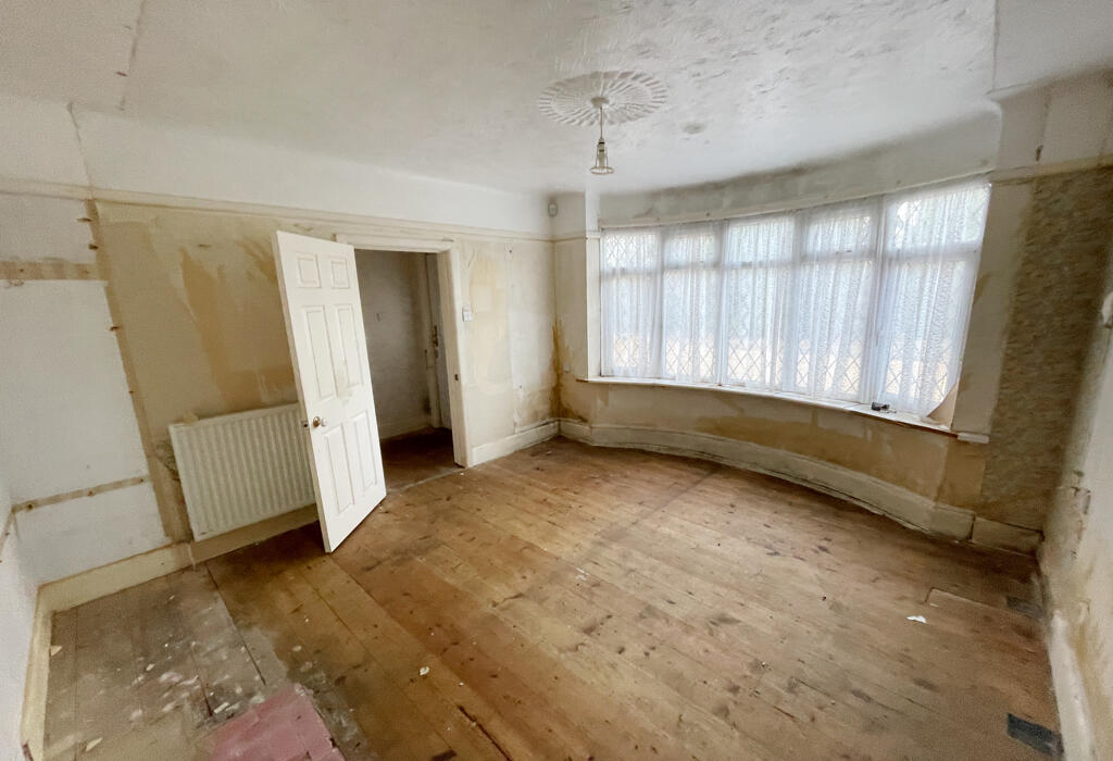 Additional property image - Wheelers Lane, Bournemouth, Dorset