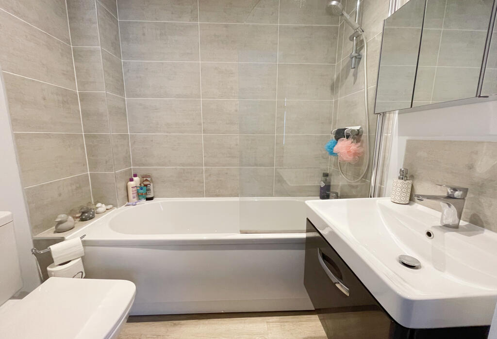 Additional property image - A North Avenue, Bournemouth, Dorset
