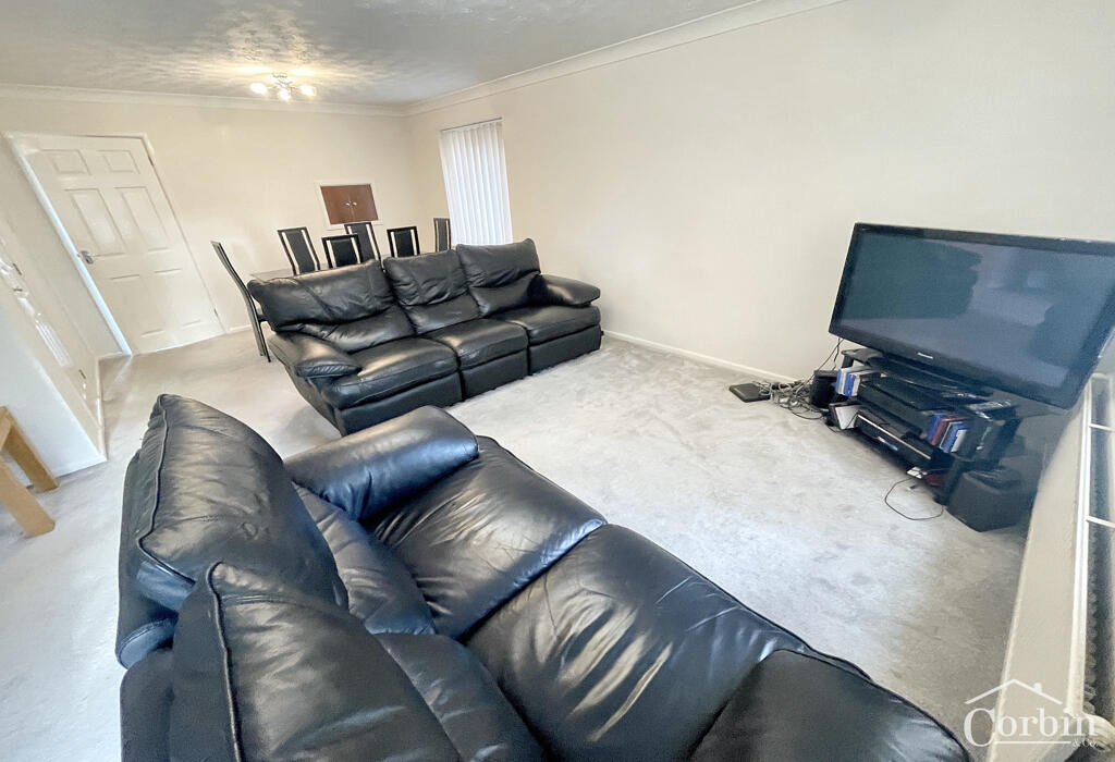 Additional property image - Woodgreen Drive, Bournemouth, Dorset