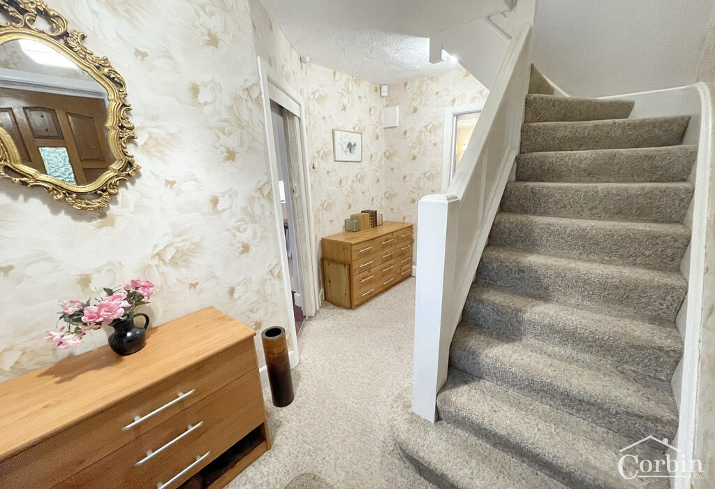 Additional property image - Wood Lane, Bournemouth, Dorset