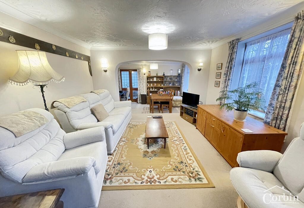 Additional property image - Wood Lane, Bournemouth, Dorset