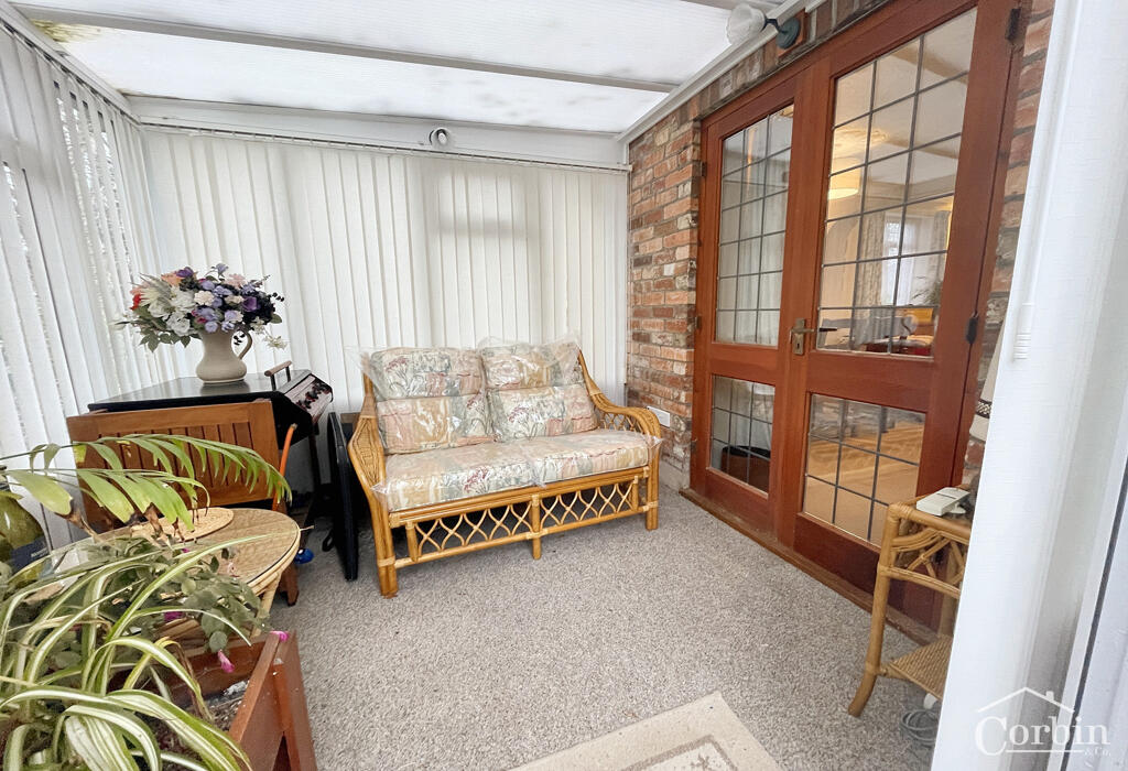 Additional property image - Wood Lane, Bournemouth, Dorset
