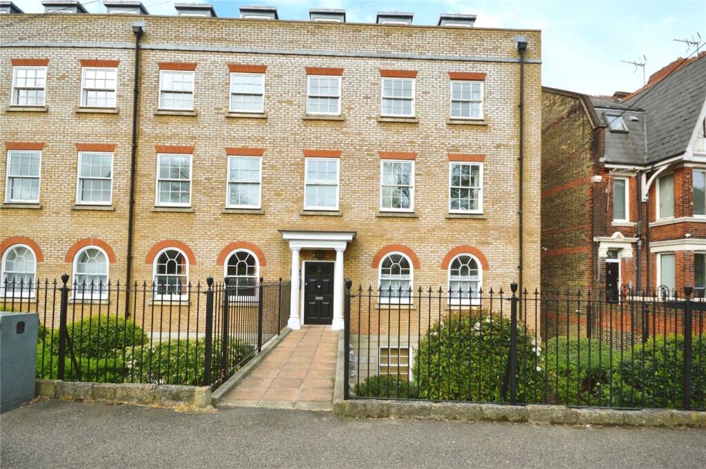 Main image of property: New Road, Rochester, Kent, ME1