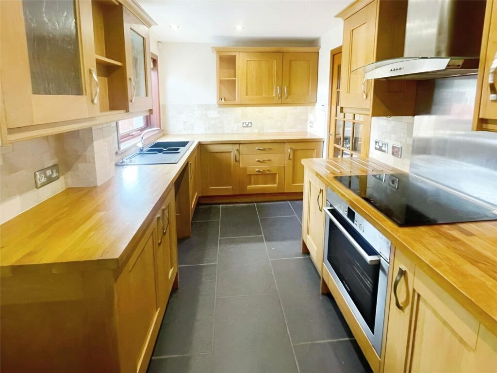 End of Terrace to rent on Cluny Road, Dingwall, RossShire, IV15