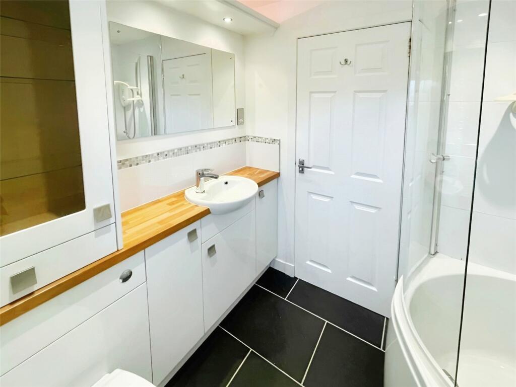 End of Terrace to rent on Cluny Road, Dingwall, RossShire, IV15