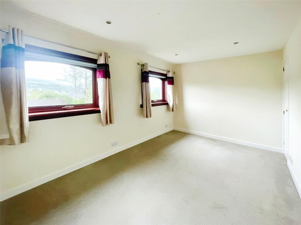 End of Terrace to rent on Cluny Road, Dingwall, RossShire, IV15