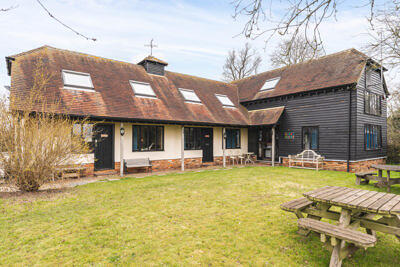 Main image of property: Hardings Barn, Bardfield End Green, Thaxted, Dunmow, Essex, CM6