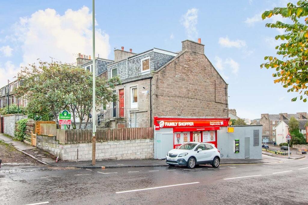 Main image of property: Blyth Place, Dundee, DD2