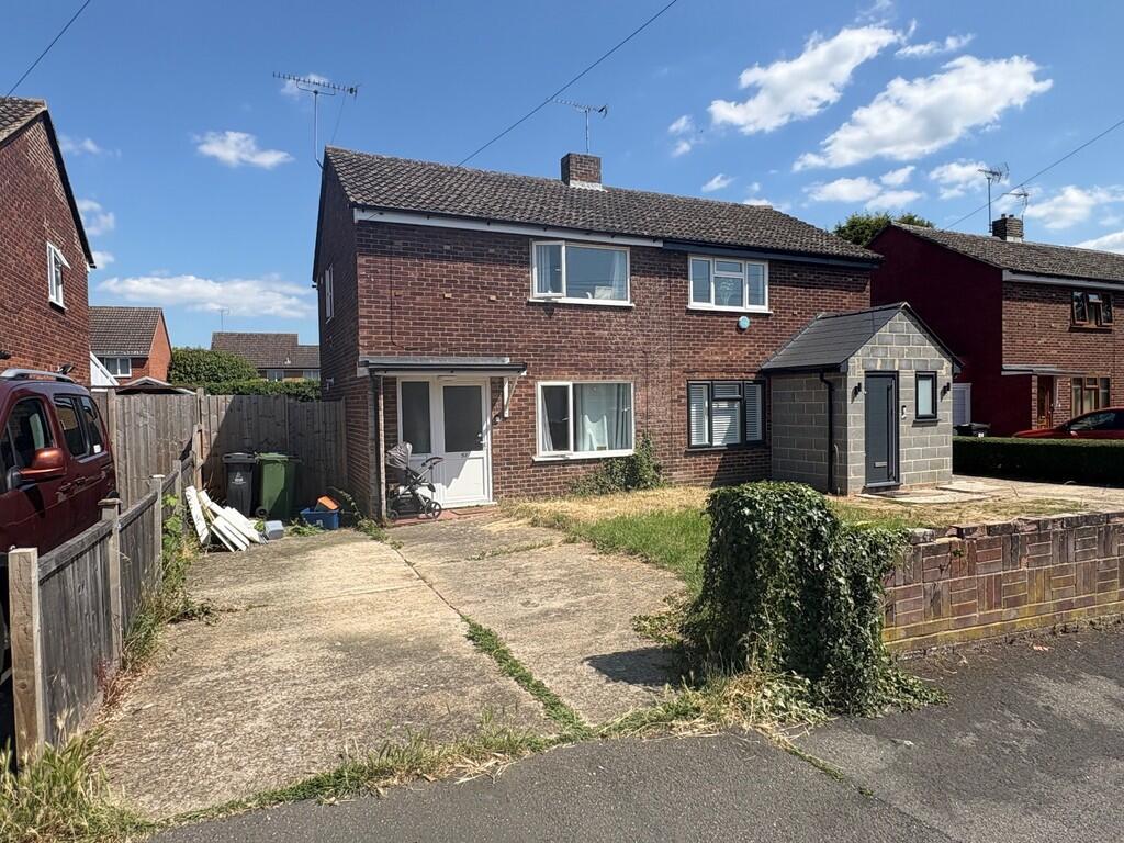 Main image of property: Cedar Chase, Heybridge