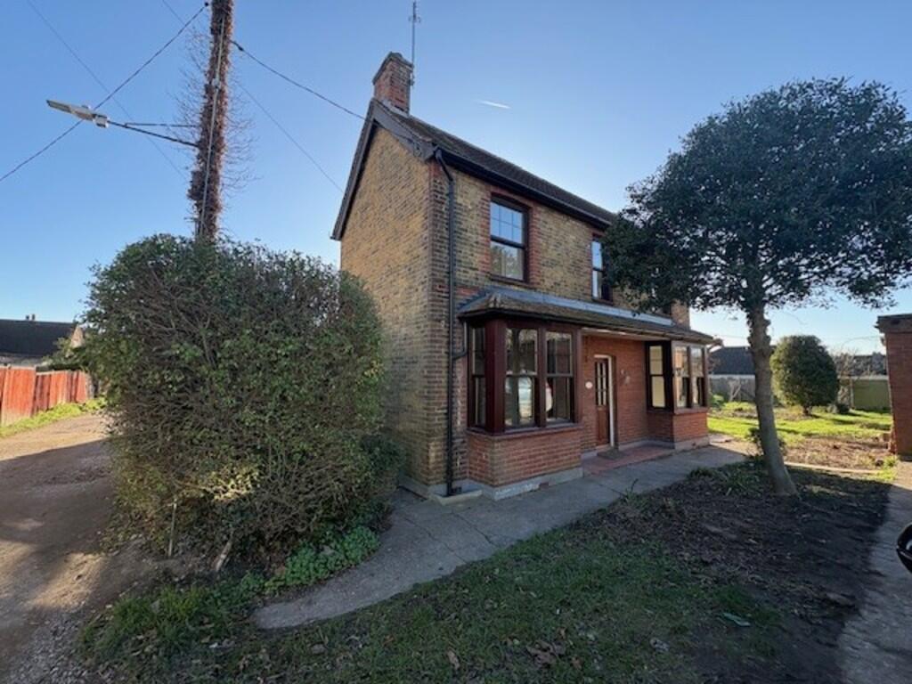 Main image of property: Manse Chase, Maldon