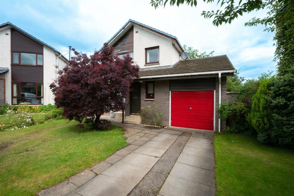 3 bedroom detached house for sale in Holm Park, Inverness, IV2